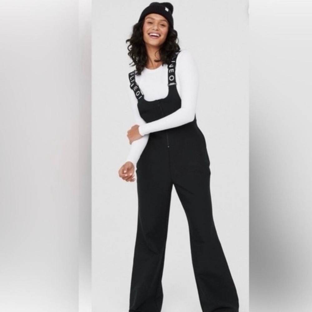 Offline by Aerie Black Chillside Collection Black Ski Snowboard Overalls Size S